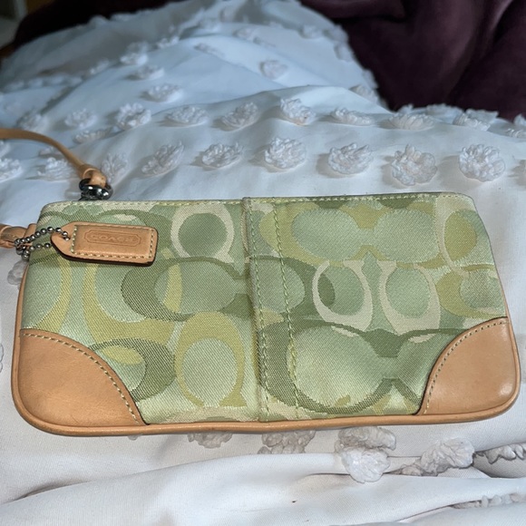 Coach Bags Rare Coach Lime Green Zip Signature Logo Wristlet Like